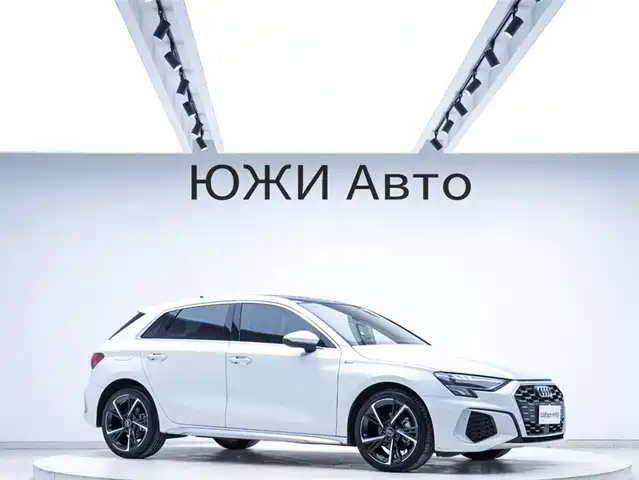 Audi A3 2023 Sportback 35 TFSI Fashion Sport — фото 5