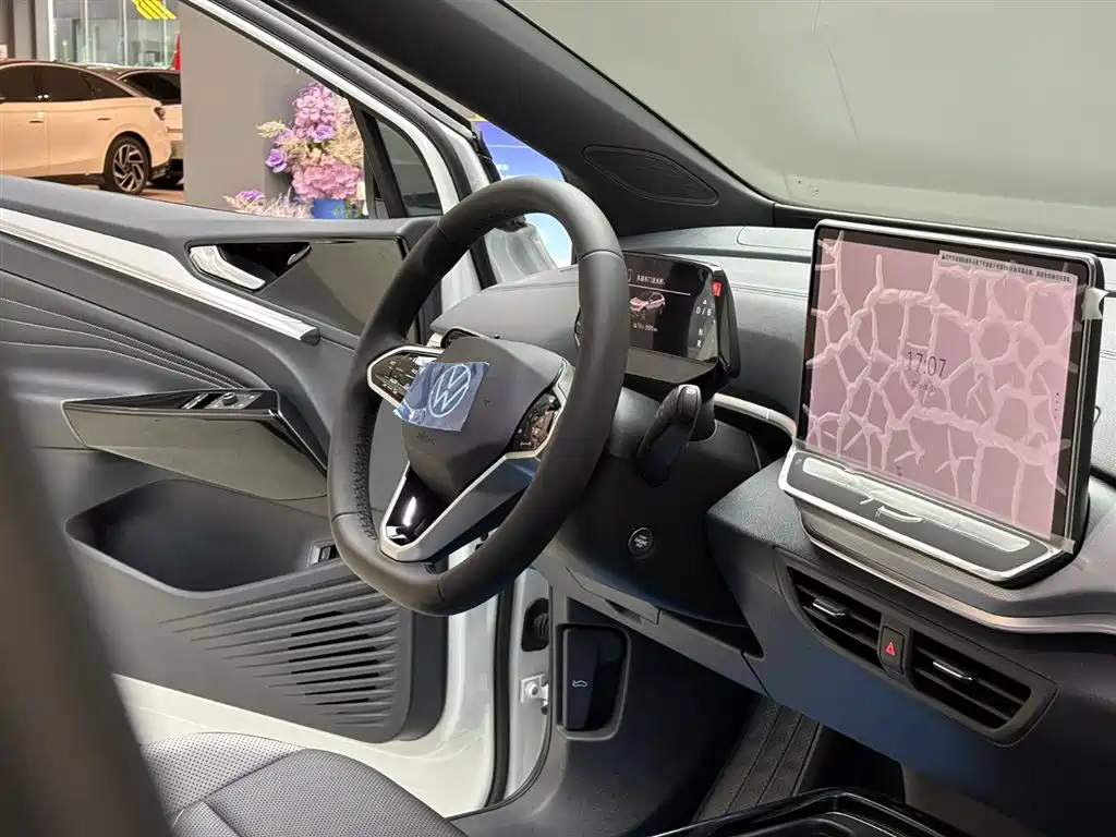 صورة 14 - Volkswagen ID.4 CROZZ