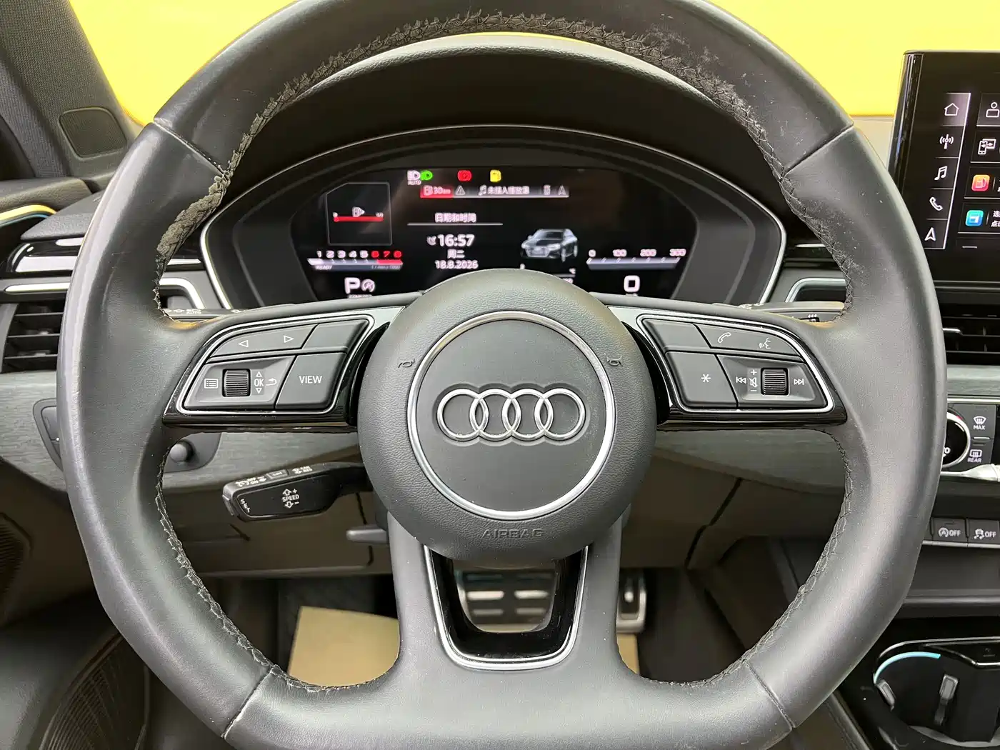 Фото 8 - Audi A4L