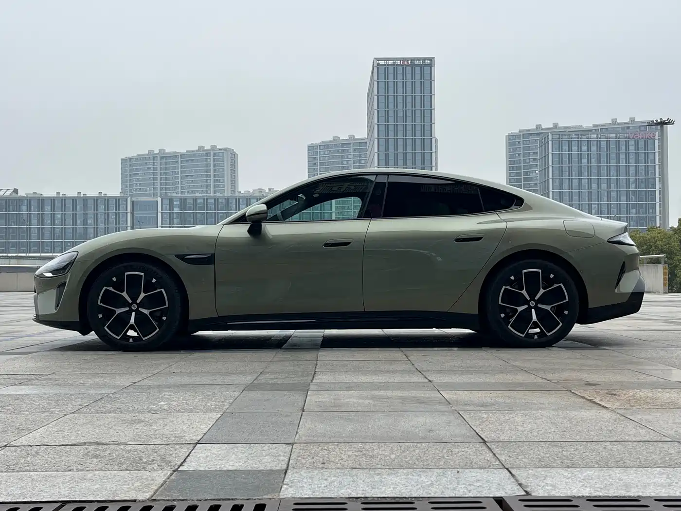 XIAOMI CAR XIAOMI SU7