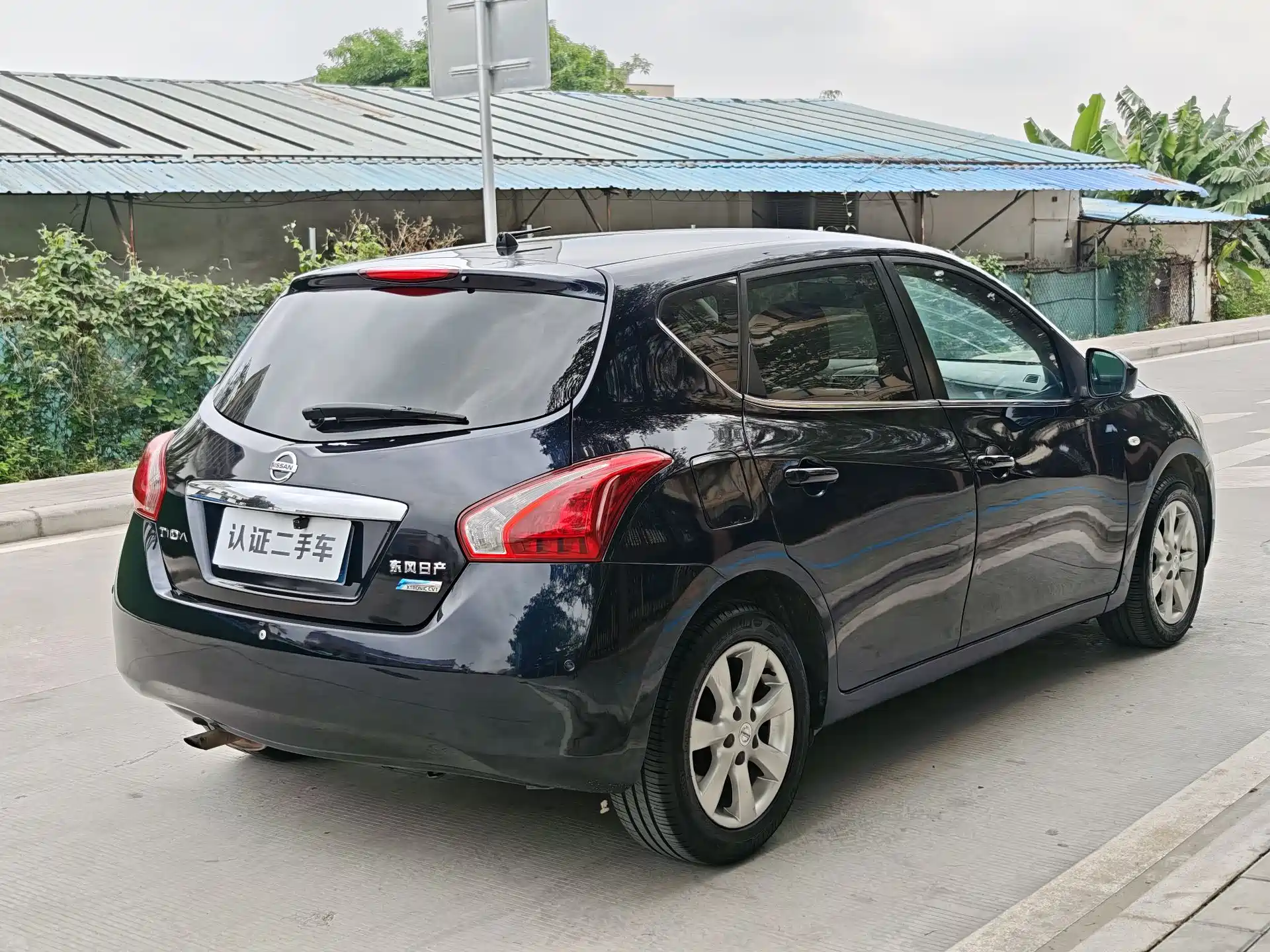 Photo 6 - Nissan Tiida