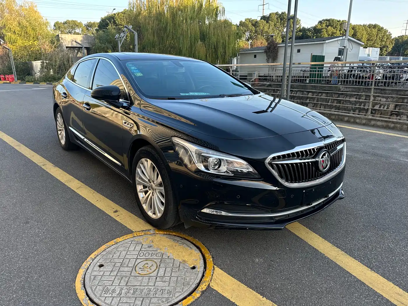Buick LaCrosse 2016 Facelift 28T Elite фото 3