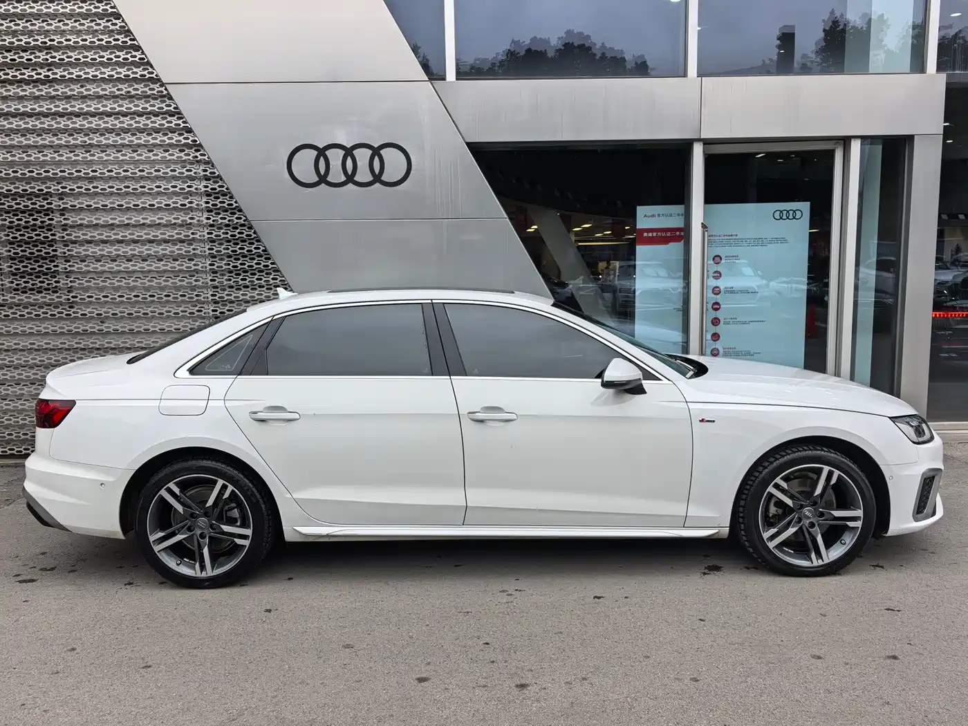 Audi A4L 2020 40 TFSI Luxury Dynamic фото 6