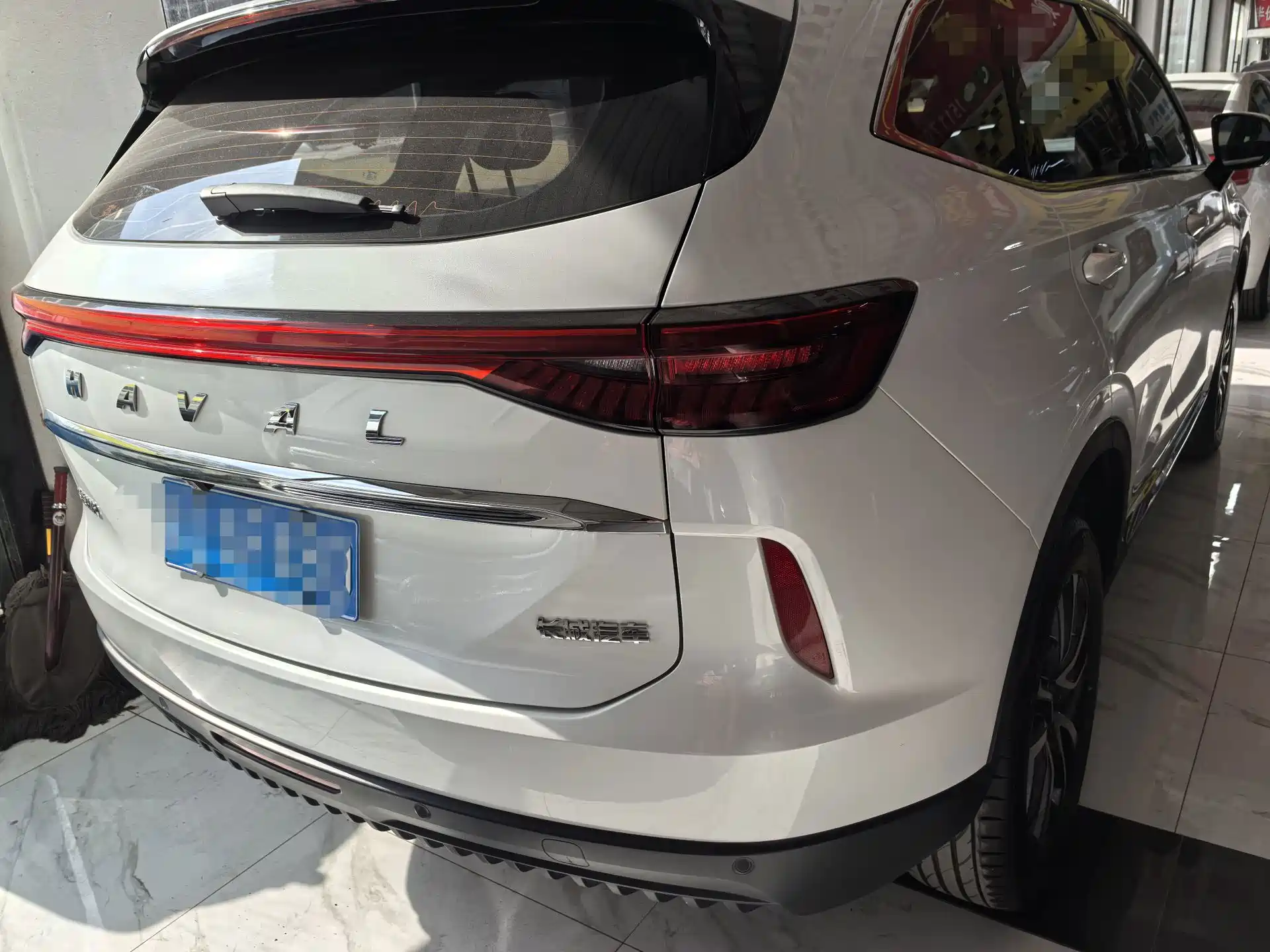 Photo 6 - Haval H6