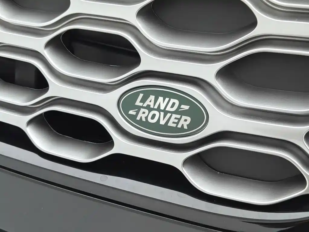 Land Rover Discovery 2026