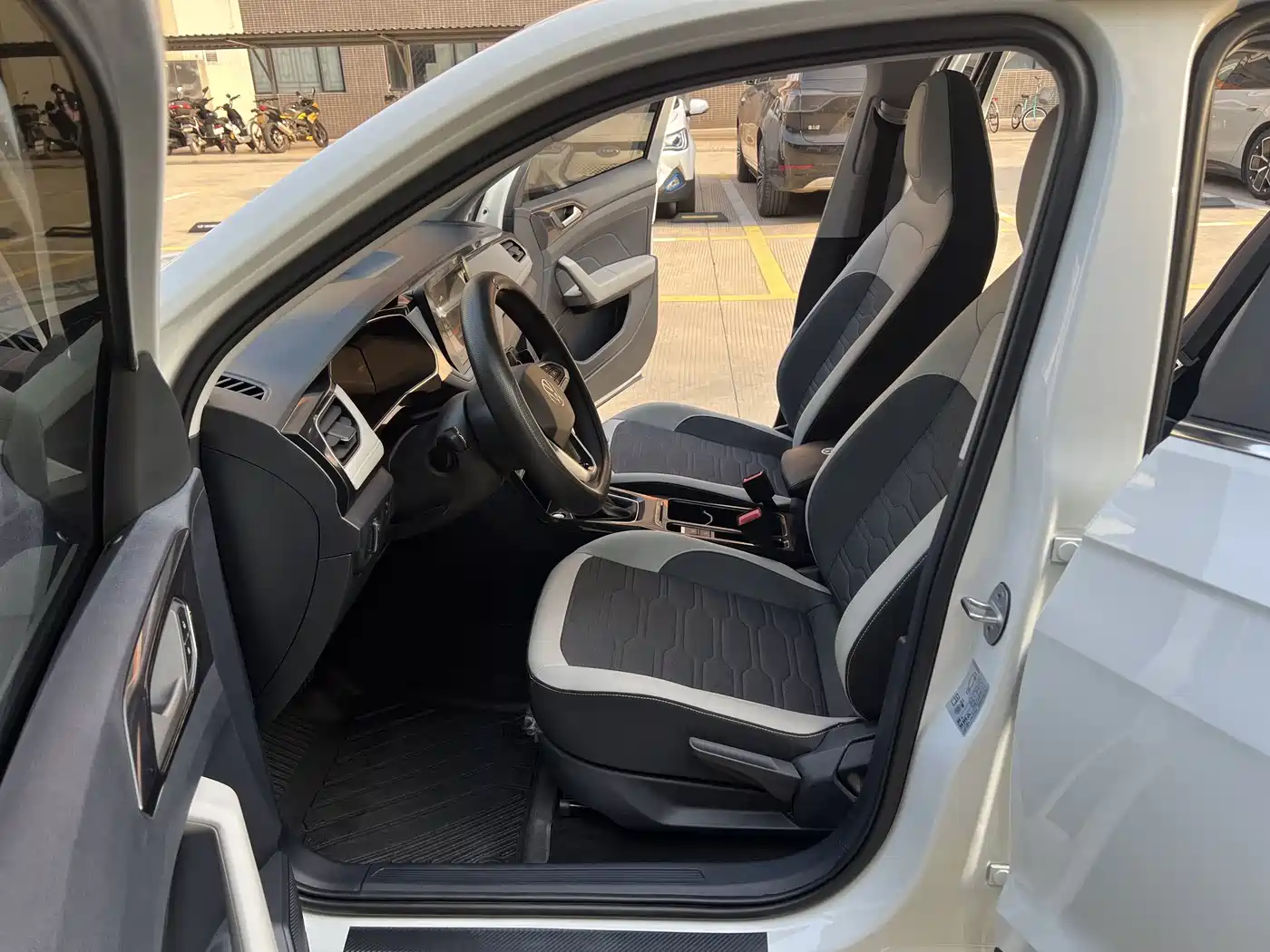 Volkswagen Tharu 2026 New Sharp 300TSI Aspiration Edition фото 7
