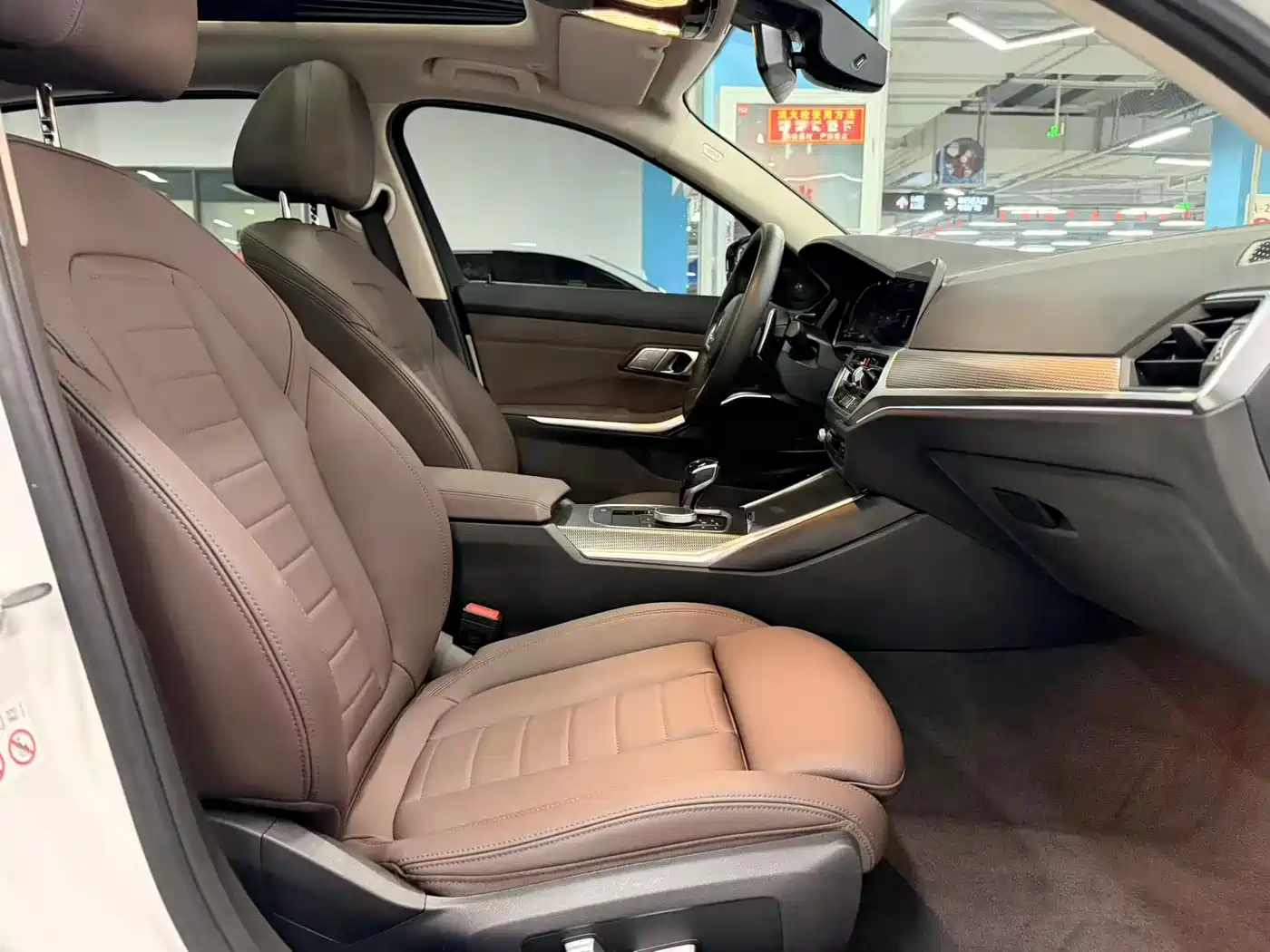 BMW 3 Series 2021 325Li M Sport Night Edition фото 10