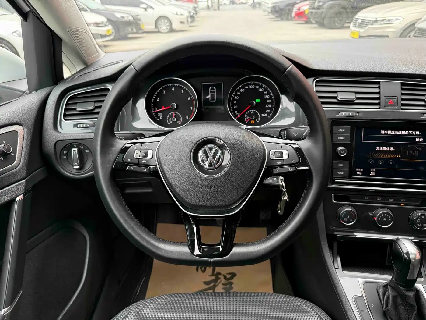 Volkswagen Golf 2019 1.6L Auto Comfort (China V) фото 9
