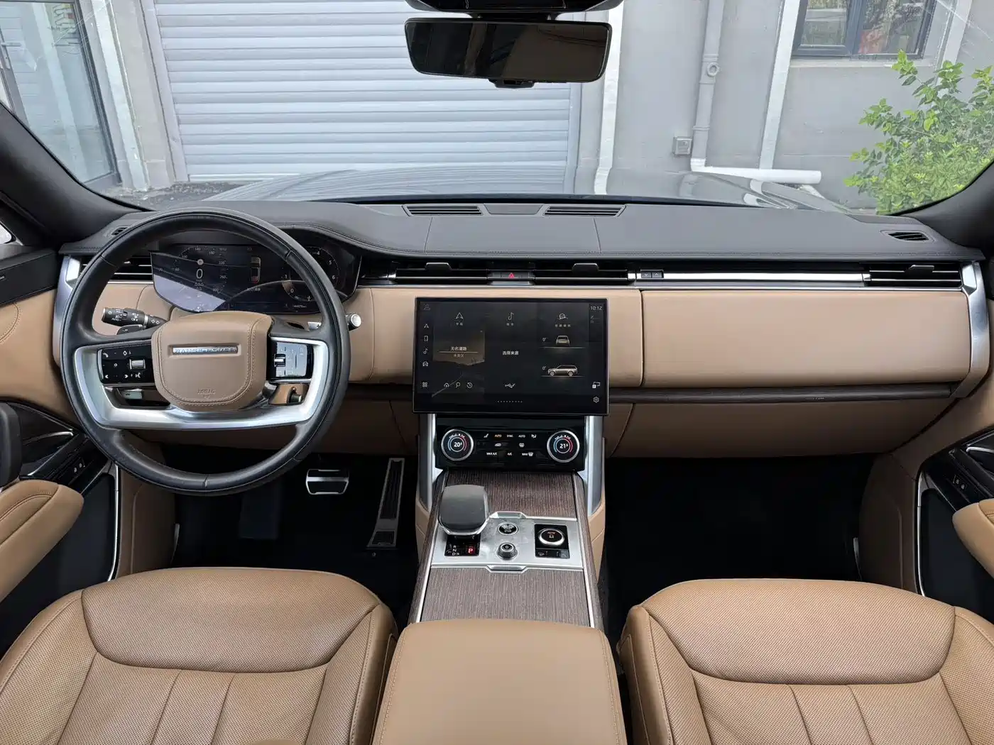 Land Rover Range Rover 2023 2023 3.0 L6 400PS Golden Age 7-Seater Long Wheelbase