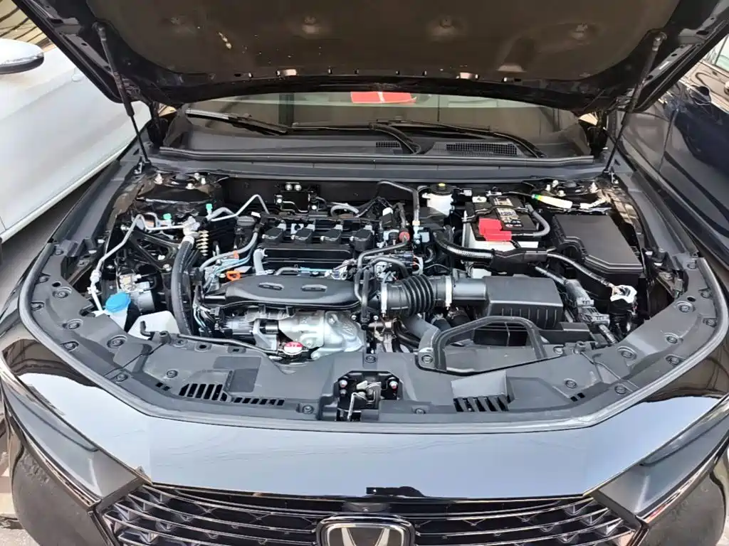 صورة 16 - Honda Accord