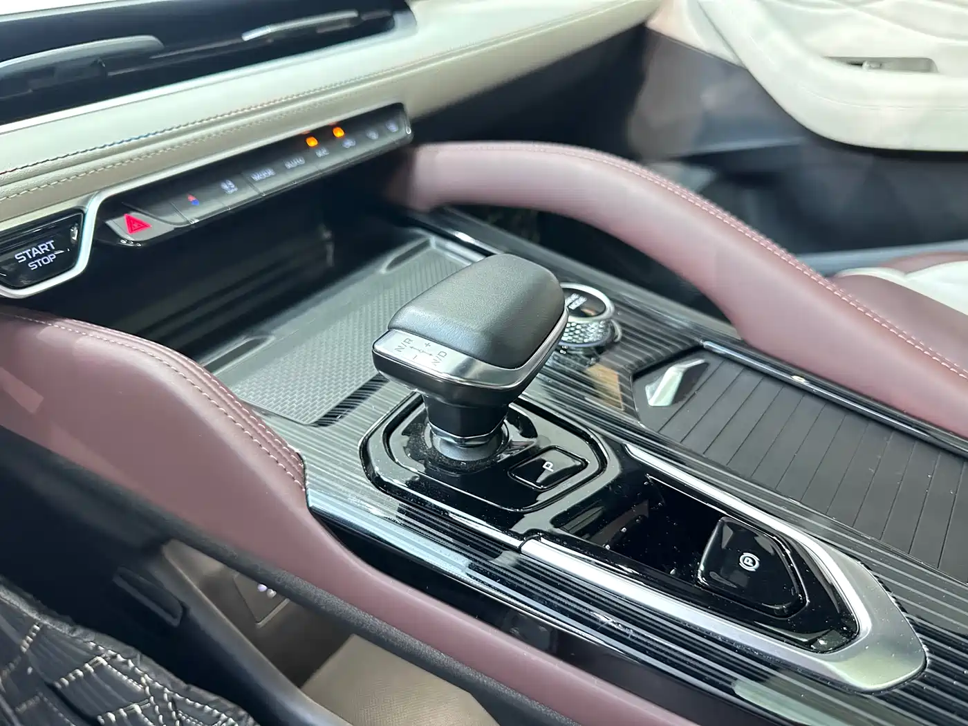 GEELY AUTOMOBILE XINGYUE L