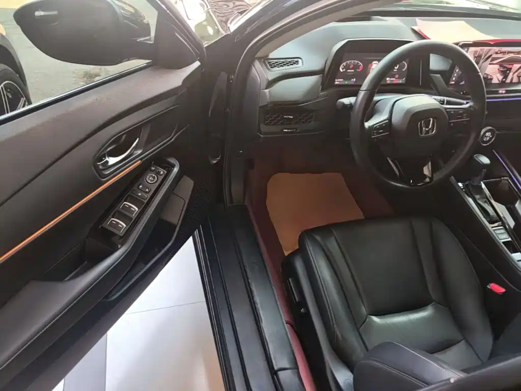 صورة 12 - Honda Accord