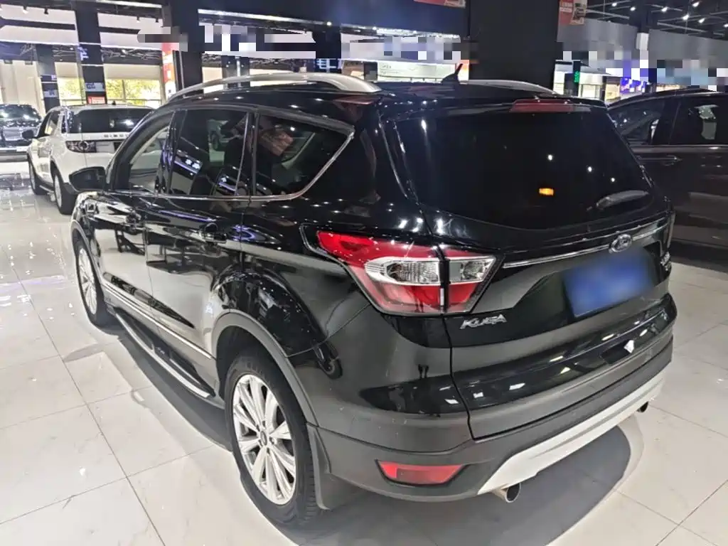 Фото 5 - Ford Kuga