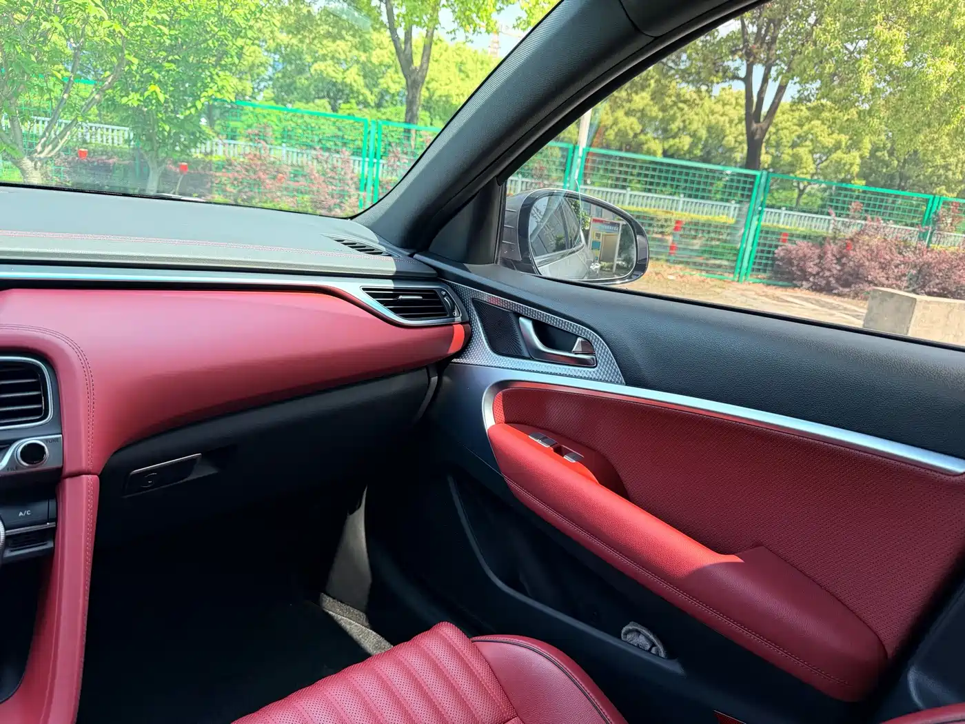Genesis G70 2022 2023 Model 2.0T RWD Luxury Edition