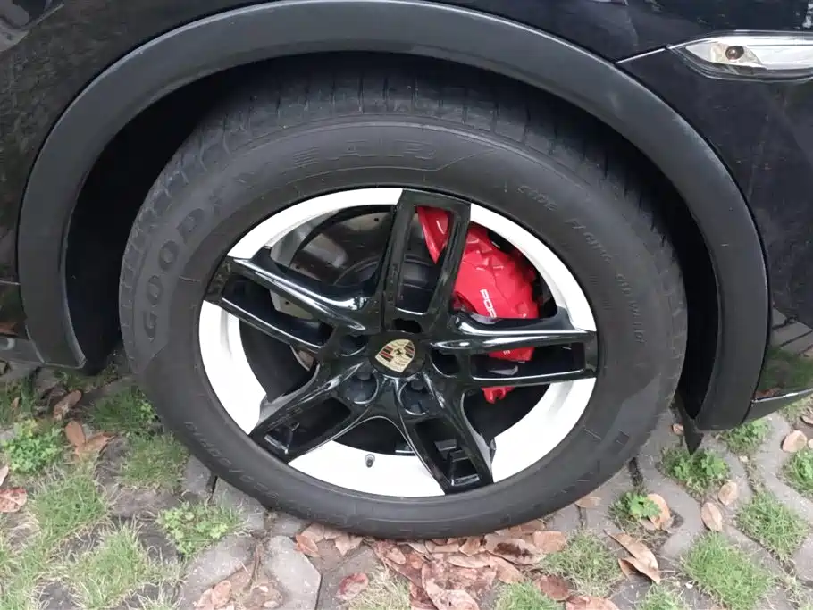 Porsche Cayenne 2011 Cayenne 3.0T фото 6