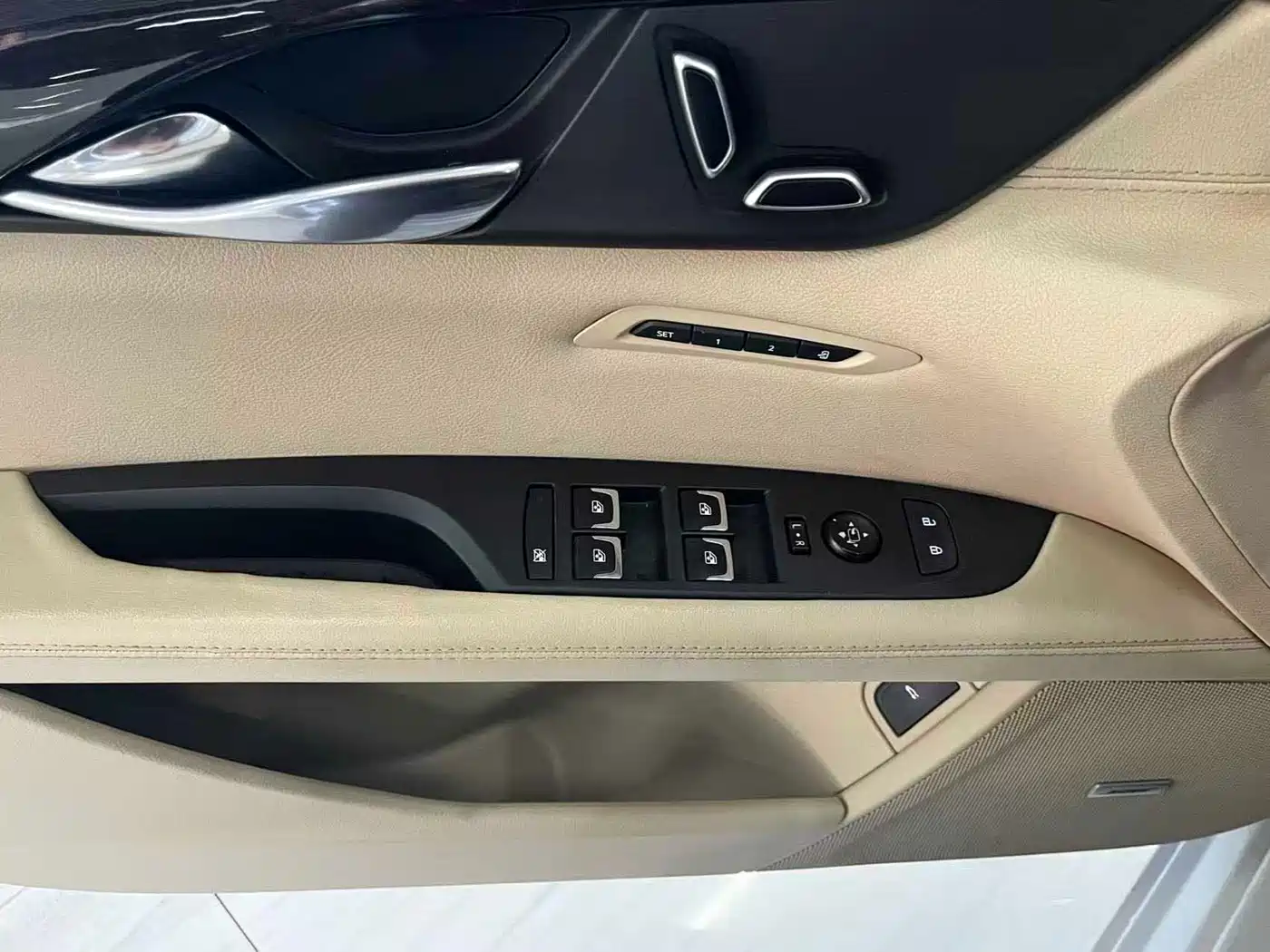 Cadillac CT6 2019 28T Fashion Model фото 11