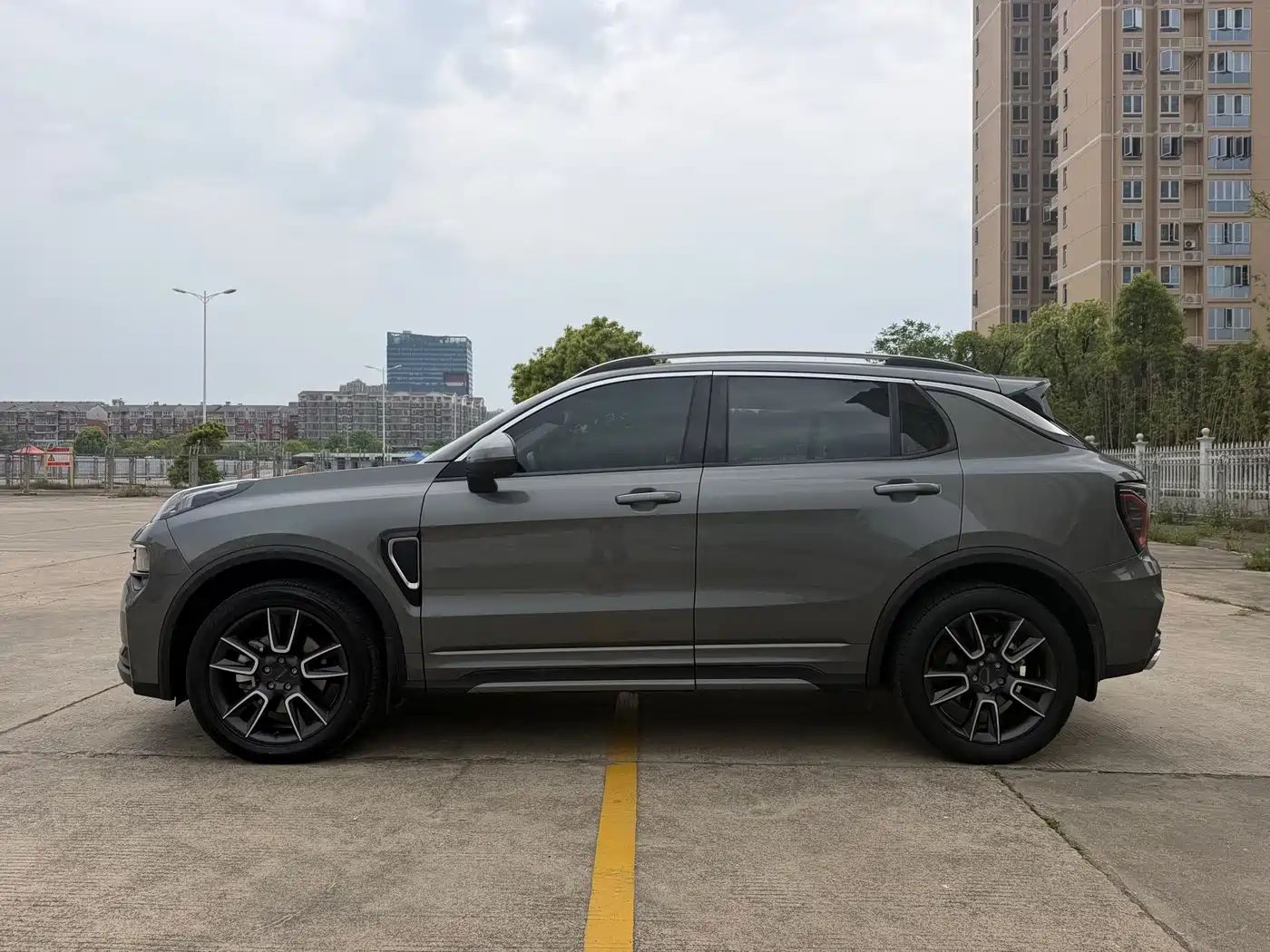 Lynk & Co 01 2021 2.0TD 2WD Shine Pro фото 4
