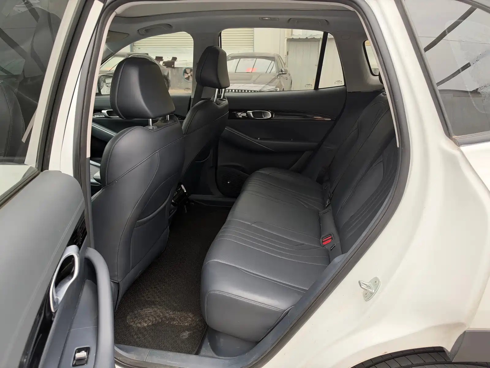 Photo 6 - Geely Galaxy Galaxy E5