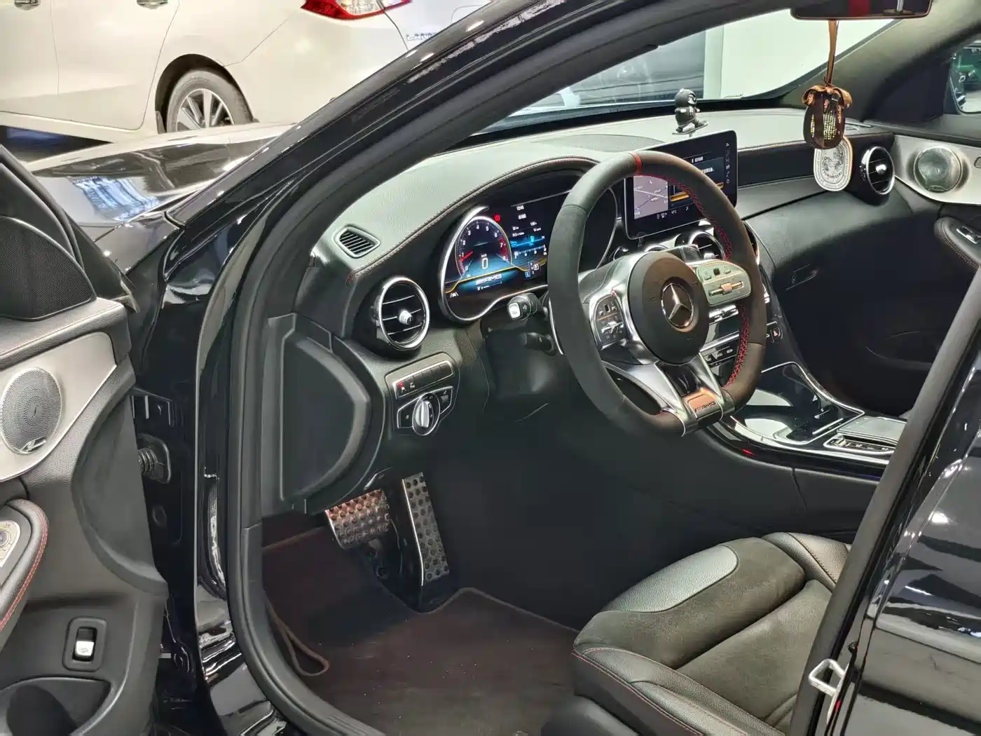 Mercedes-Benz C-Class AMG 2019 AMG C 43 4MATIC фото 4