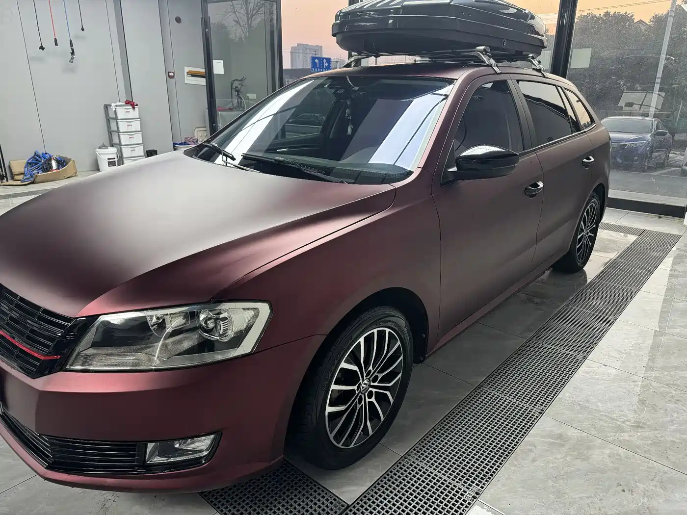 Volkswagen Lavida Tour 2013 1.4TSI Automatic Luxury фото 2