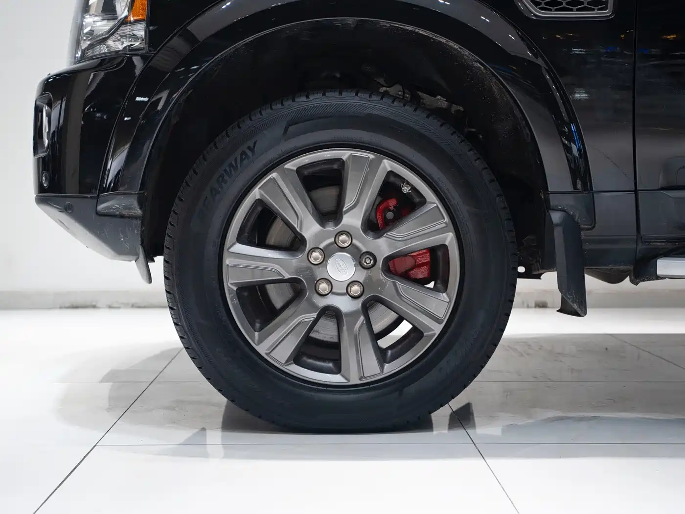 Land Rover Discovery 2015 3.0 SC V6 SE фото 2