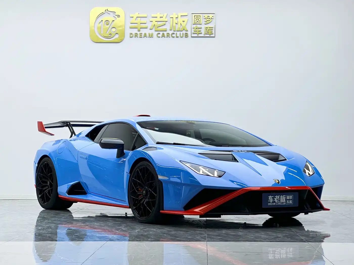 LAMBORGHINI HURACÁN