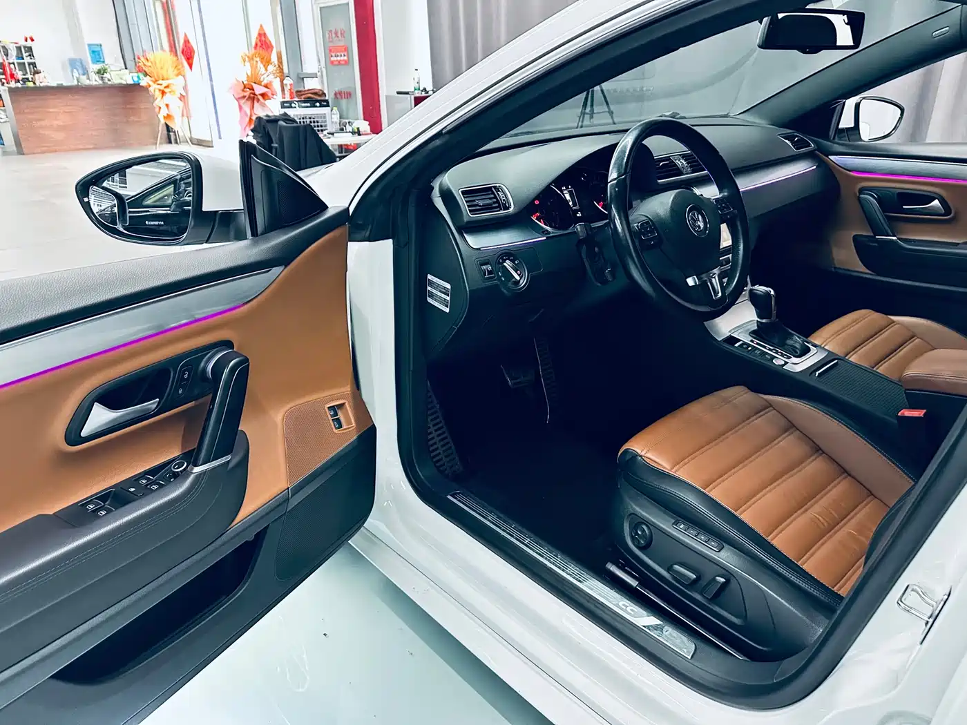 Volkswagen FAW-Volkswagen CC 2015 2.0TSI Luxury фото 21
