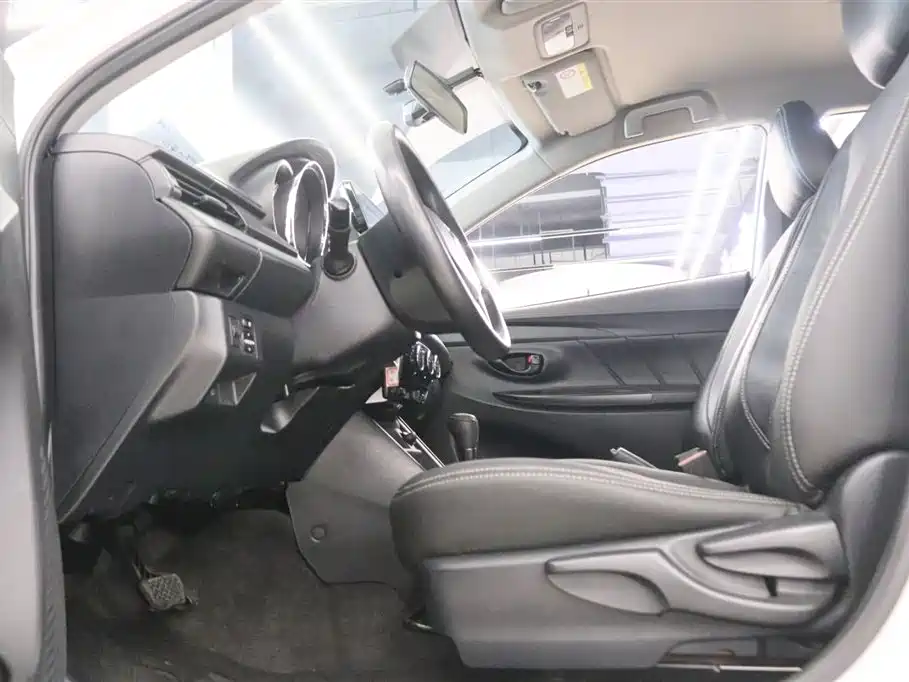 Toyota YARiS L Zhi Xiang 2020 1.5L CVT Leading Edition фото 11