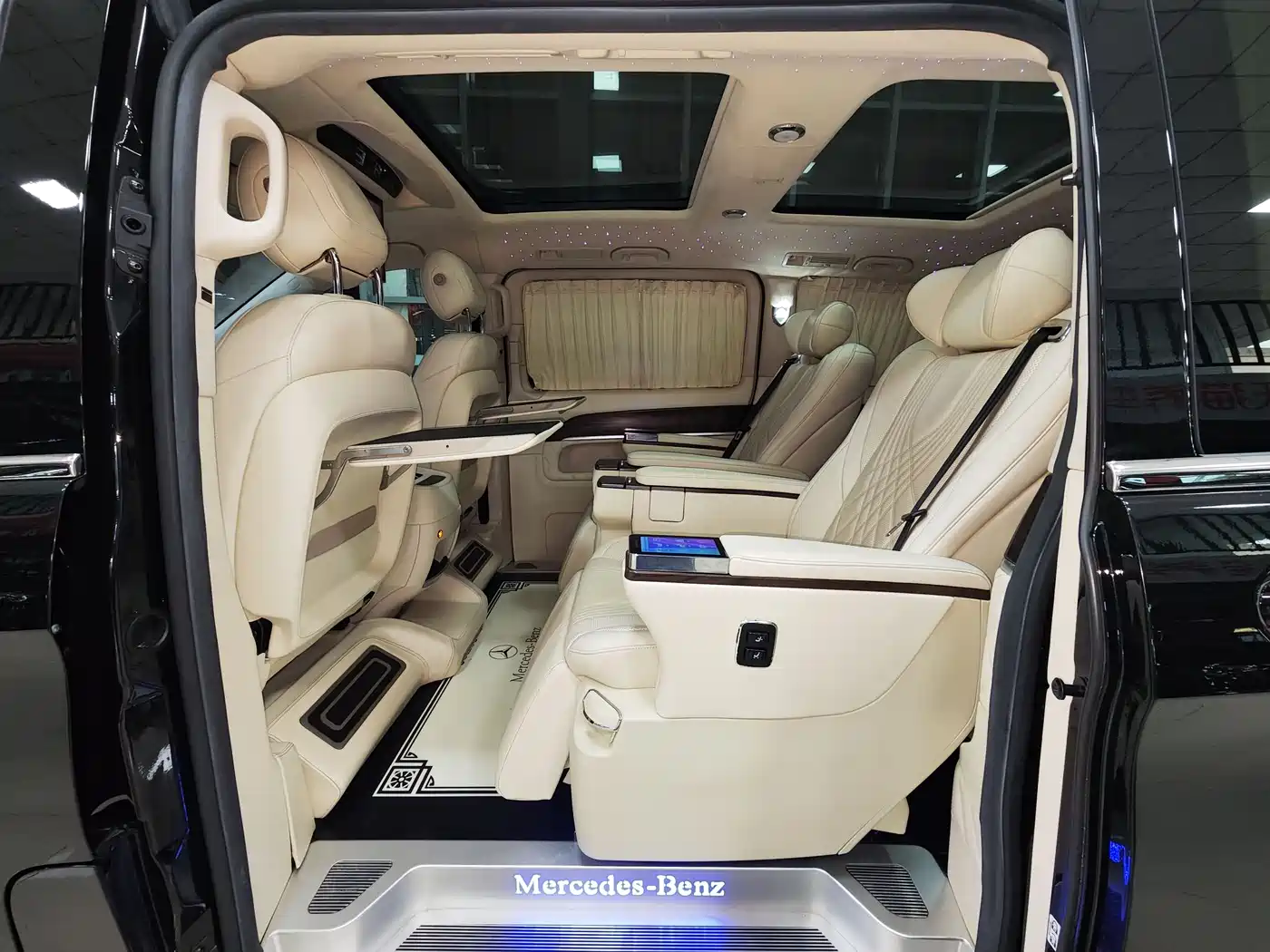 MERCEDES-BENZ V CLASS