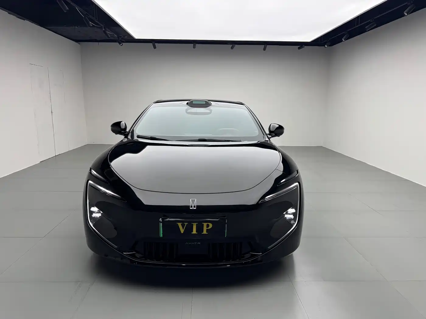 2026 Avatr 12