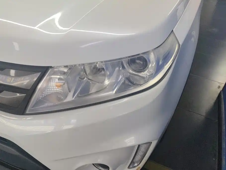 Фото 5 - Suzuki Vitara