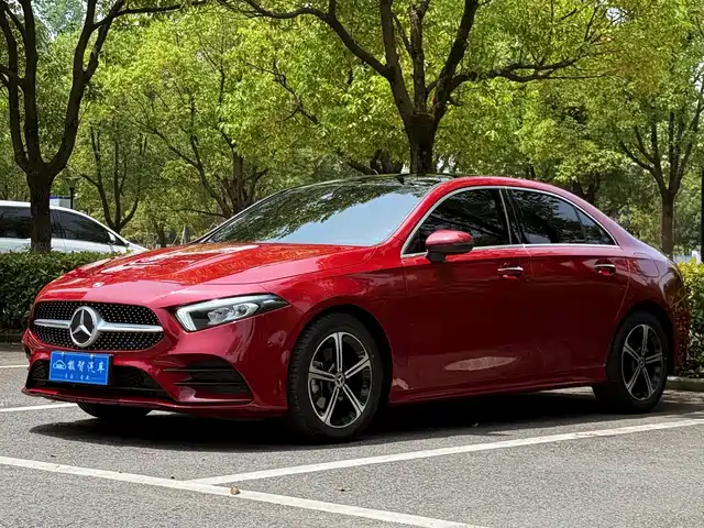 MERCEDES-BENZ A CLASS