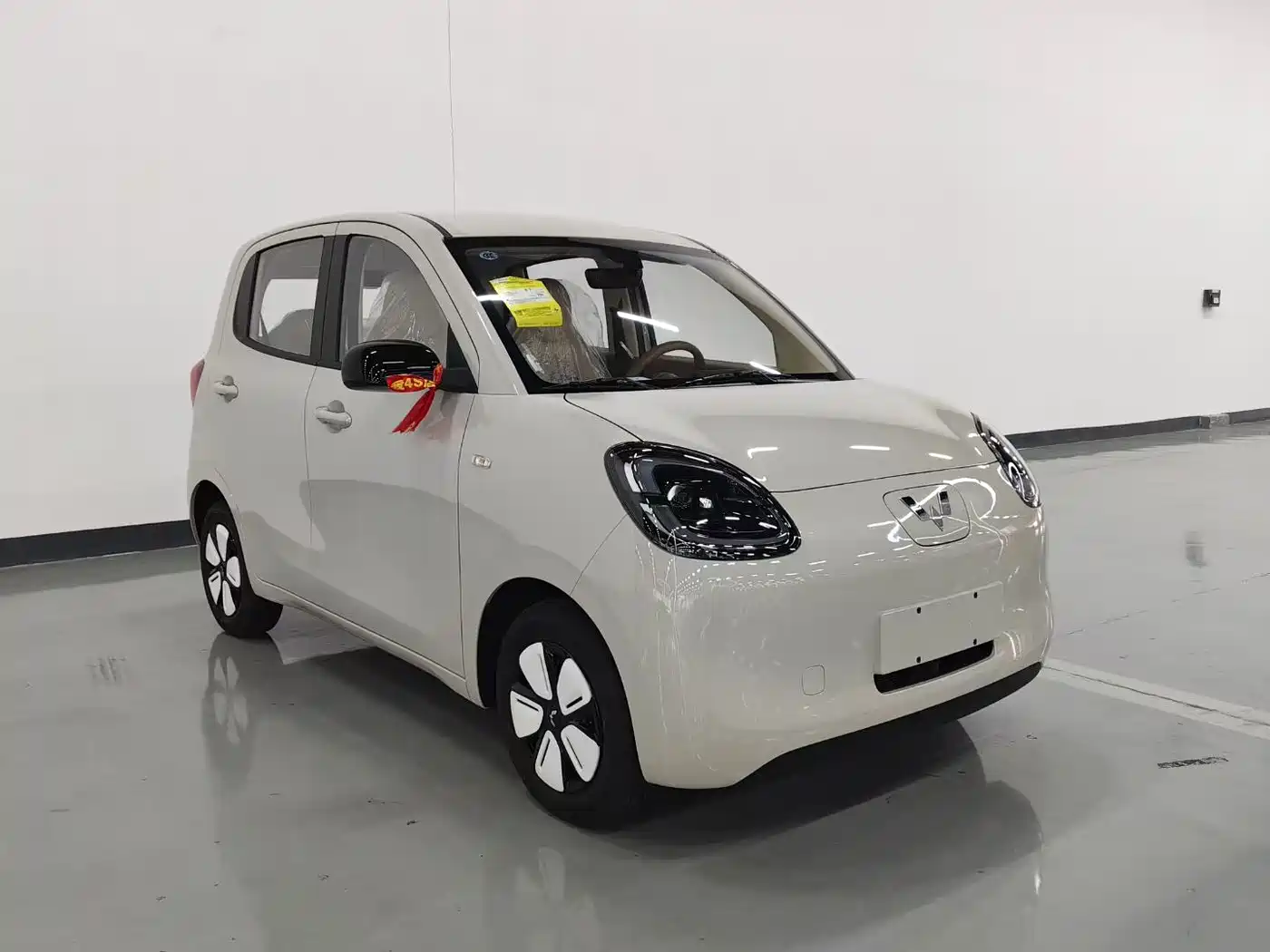 WULING AUTOMOBILE HONGGUANG MINIEV