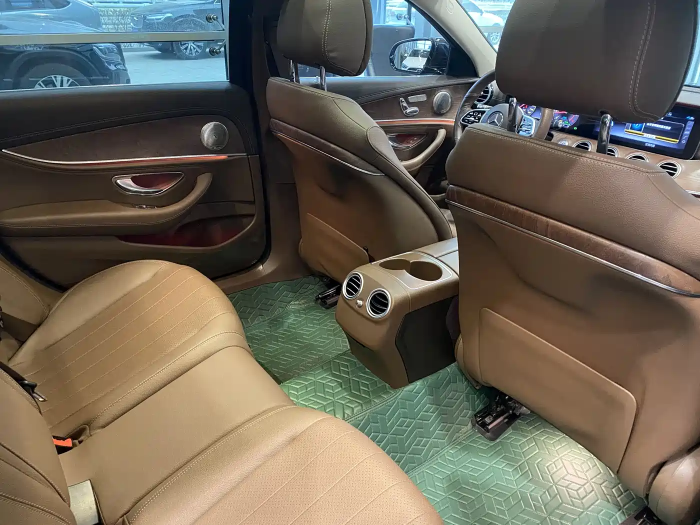 Mercedes-Benz E-Class 2020 E 260 L 4MATIC фото 11