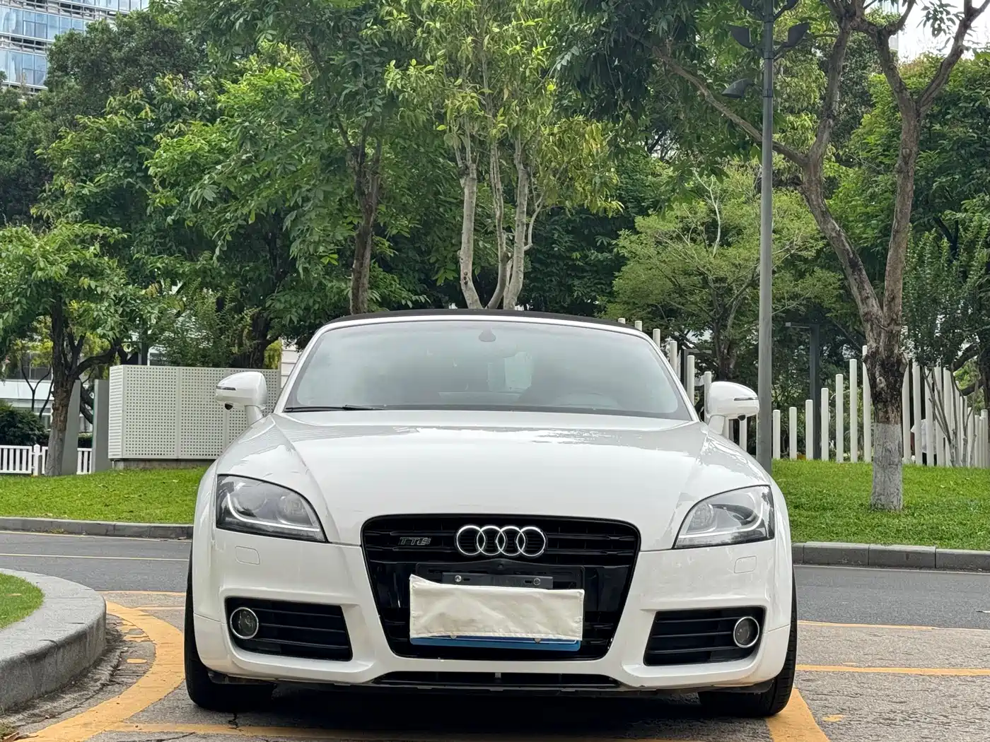 Audi TT 2011 TT Roadster 2.0TFSI фото 2