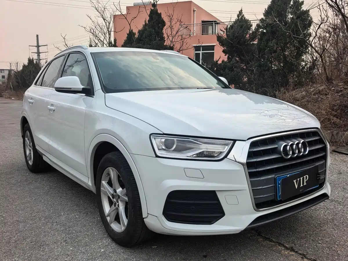 Audi Q3 2017 30 TFSI Fashion фото 2