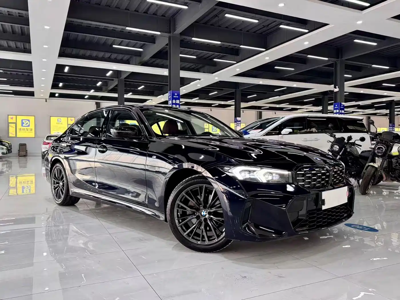 BMW 3 Series 2024 325Li M Sport Shadowline Package
