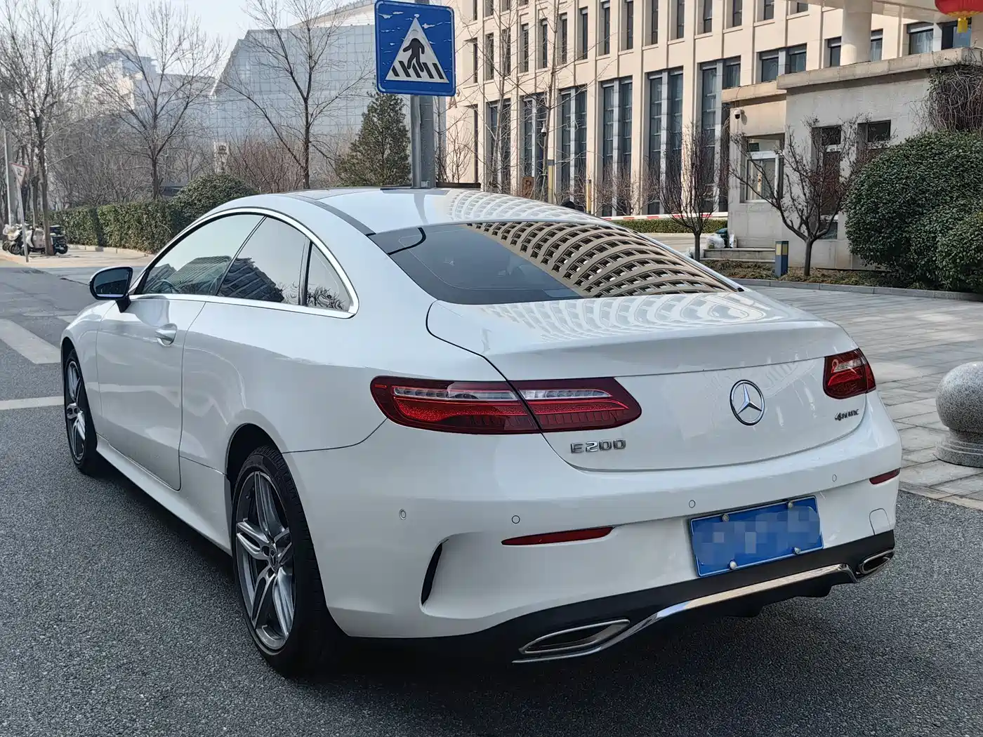 Mercedes-Benz E-Class (Import) 2019 E 200 4MATIC Coupe фото 2