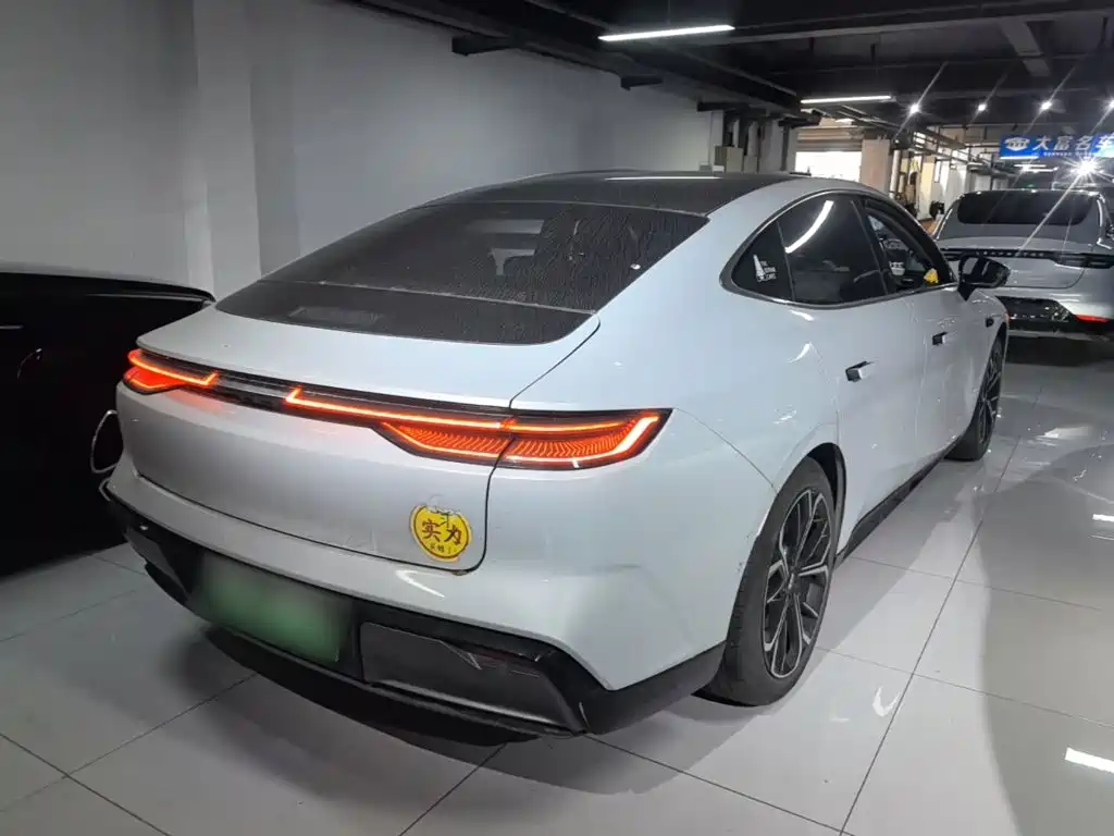 Фото 7 - Geely Galaxy Galaxy E8