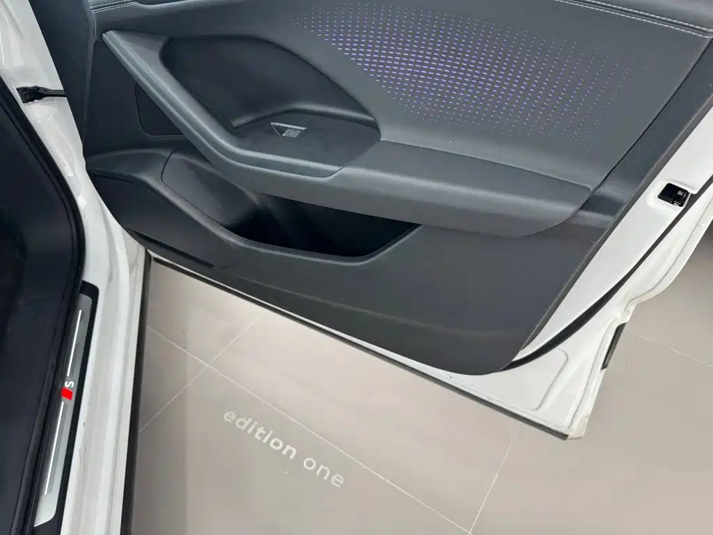 Audi Q6L e-tron 2025 2025 Model Pioneer Edition