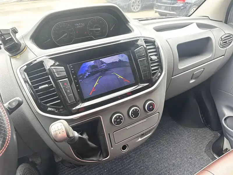 SAIC Maxus Xintu V80 2019 2.5T Classic 6-speed manual Aoyuntong modified long wheelbase medium roof 7-seater фото 11