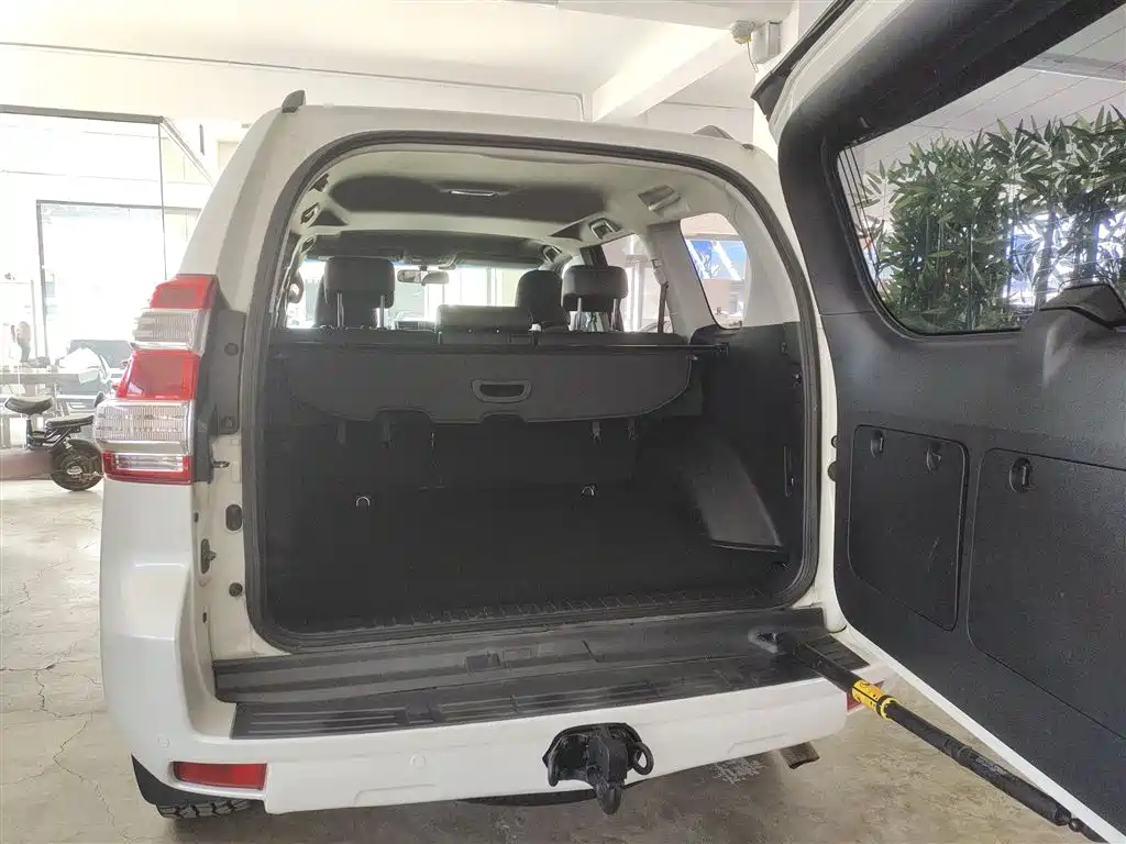 Toyota Prado 2016 2.7L Auto Standard Edition фото 19