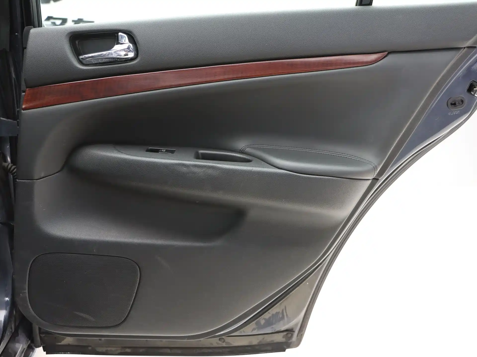 Photo 28 - Infiniti G Series