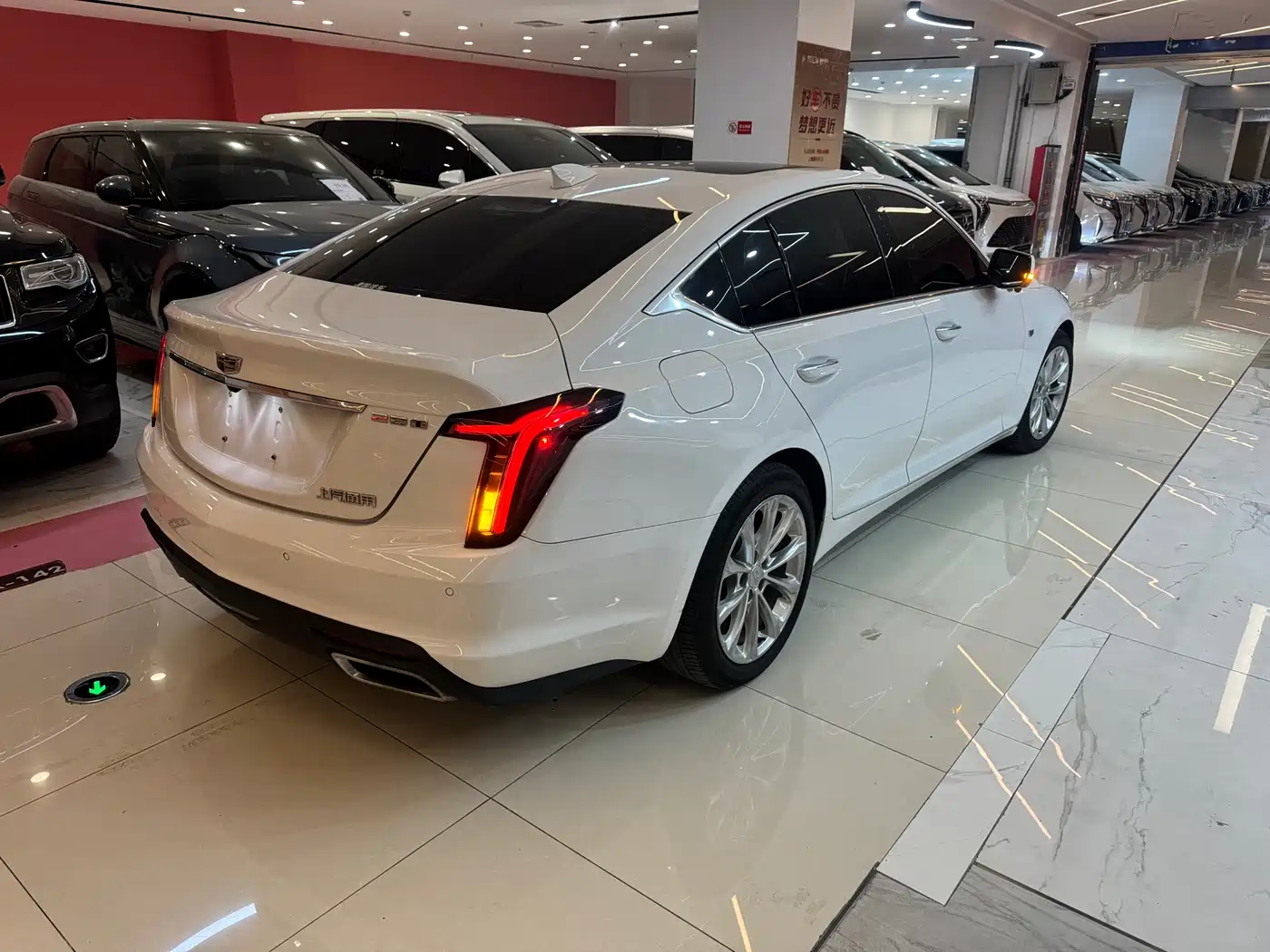CADILLAC CT5