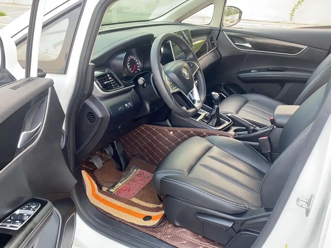 BYD Song MAX 2019 1.5T Manual Smart Connection Rui Yi 7-seater China V фото 11