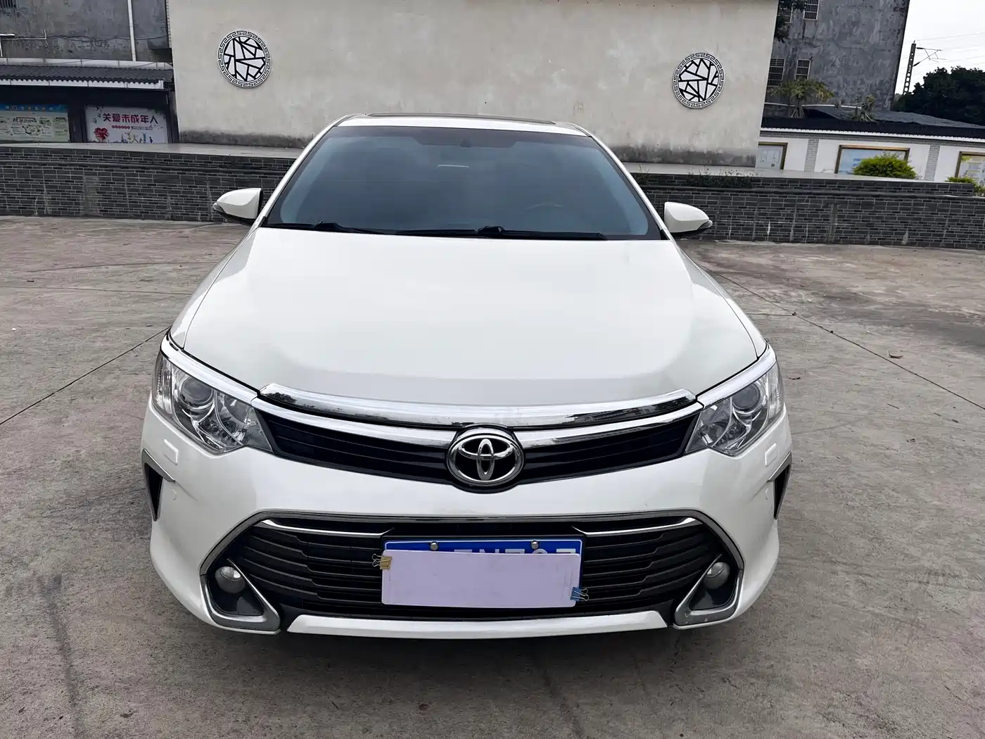 Toyota Camry 2016 2.5G 10th Anniversary Luxury Navigation Edition фото 2