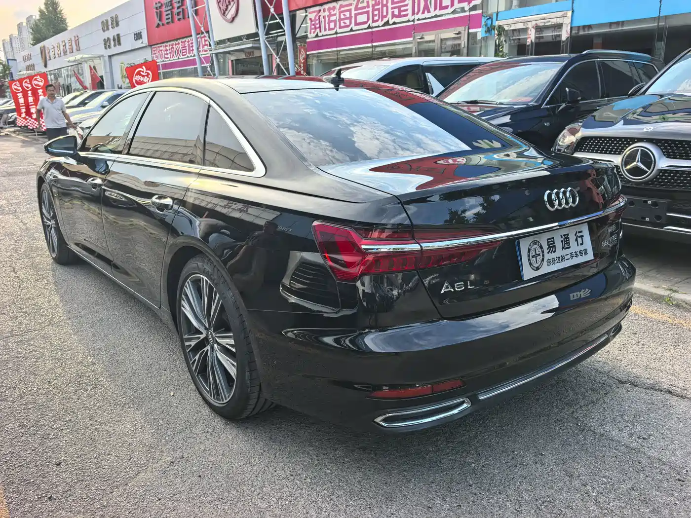 Фото 15 - Audi A6L
