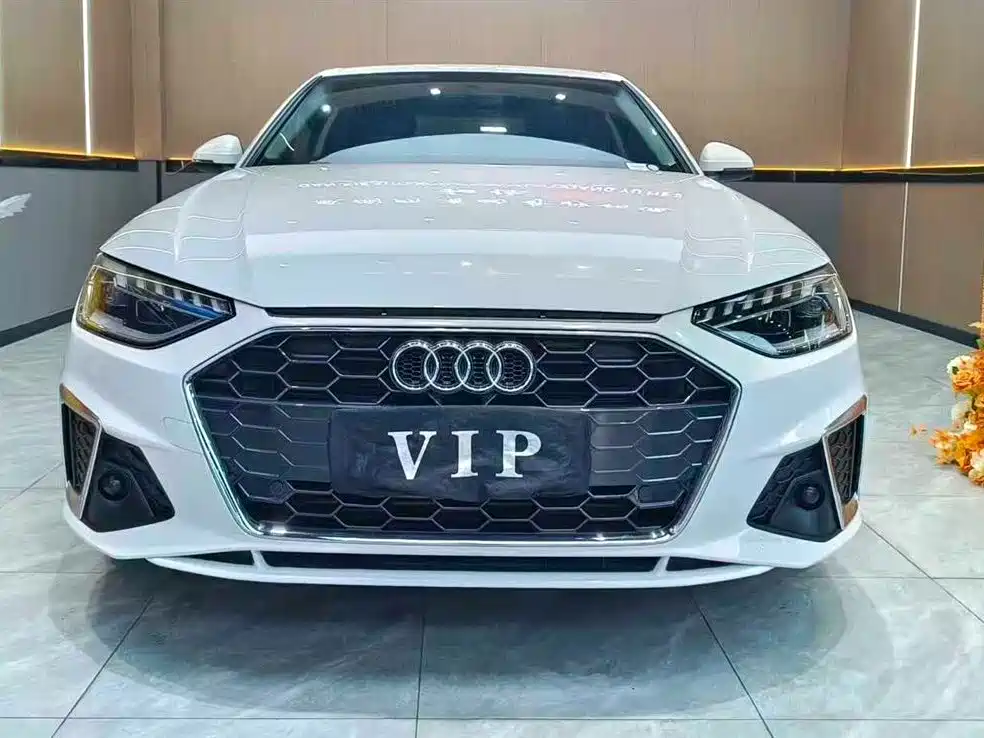 Audi A4L 2020 40 TFSI Fashion Dynamic Edition фото 2