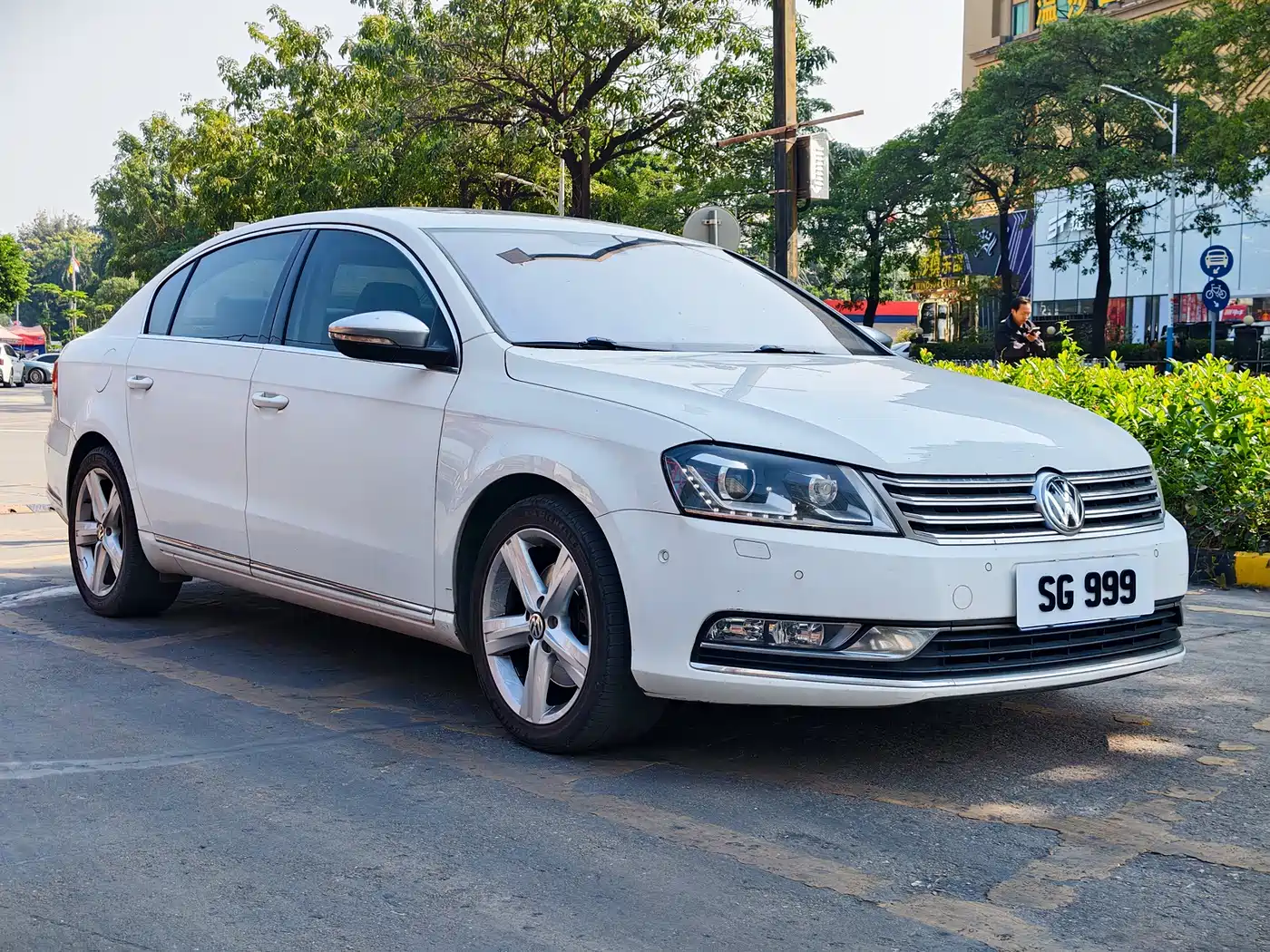 Volkswagen Magotan 2015 1.8TSI Premium фото 3