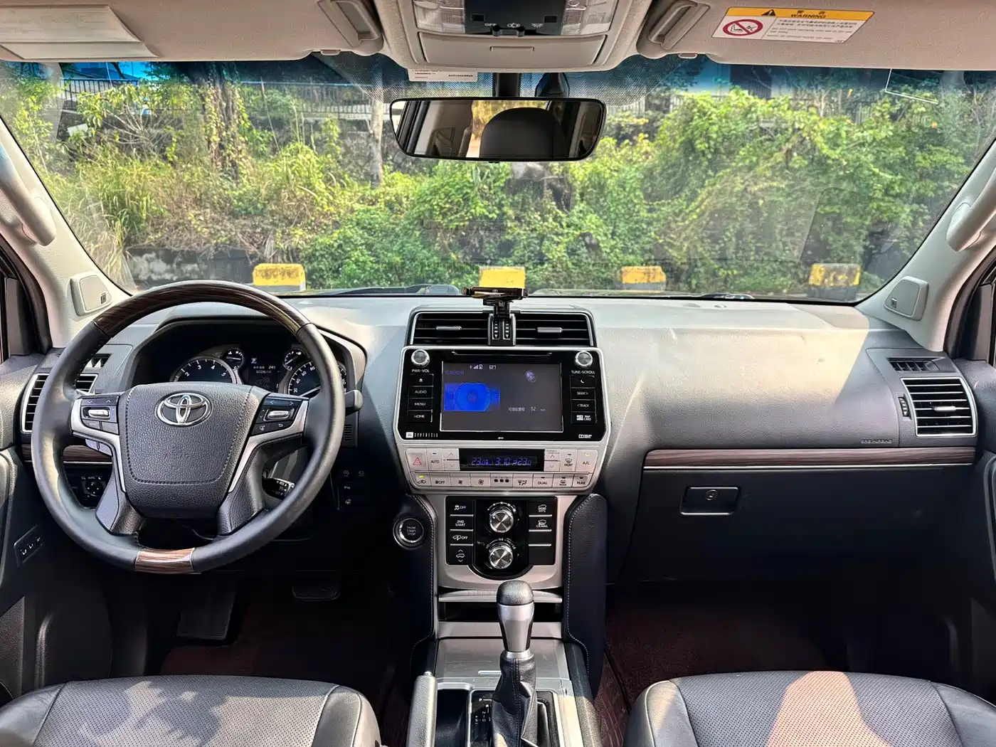 Фото 5 - Toyota Prado